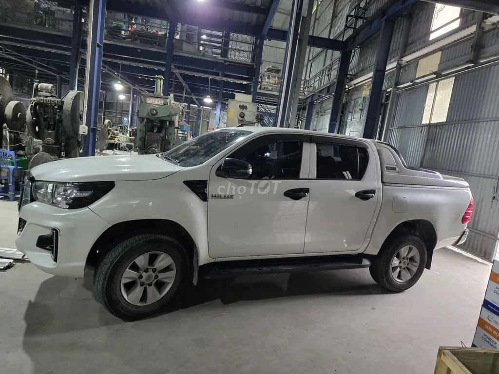 Toyota Hilux 2019 photo 2