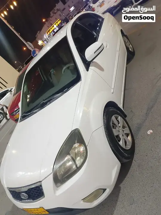 Kia Rio 2010 photo 3