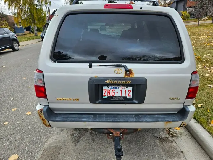 Toyota 4Runner 1998 photo 2