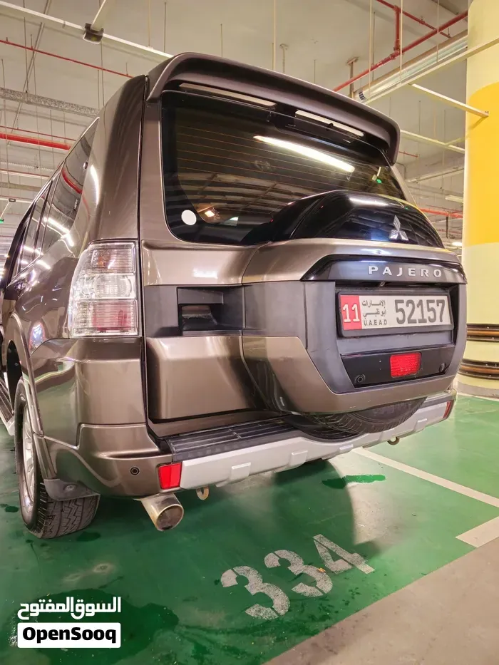 Mitsubishi Pajero 2015 photo 3