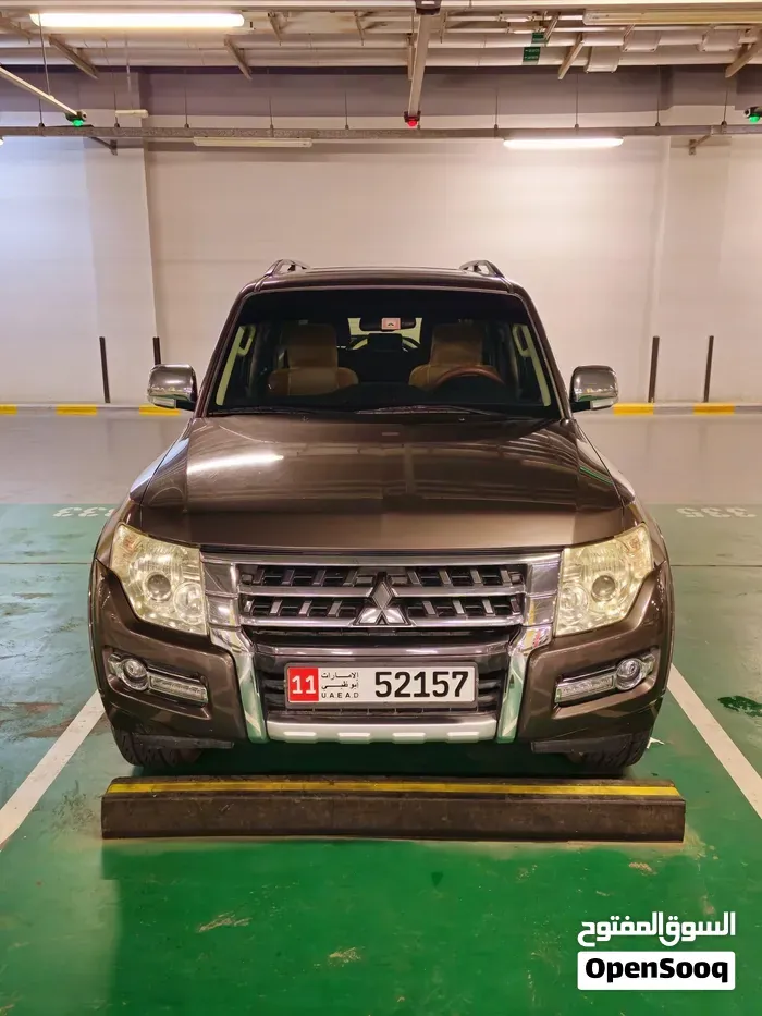 Mitsubishi Pajero 2015 photo 2
