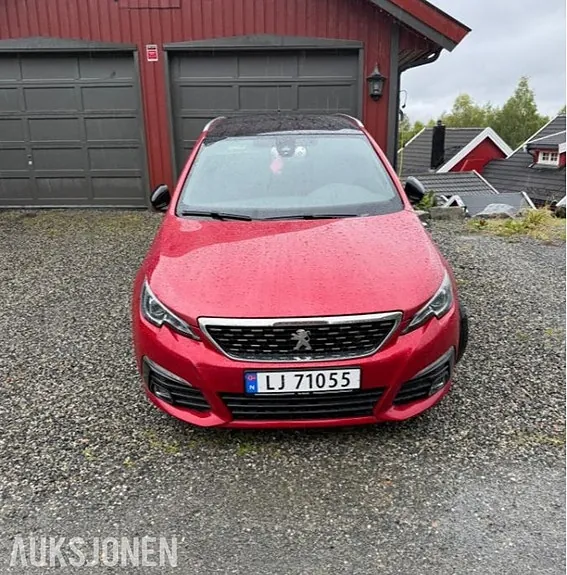 Peugeot 308 2018 photo 2