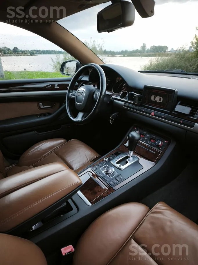 Audi A8 2006 photo 5