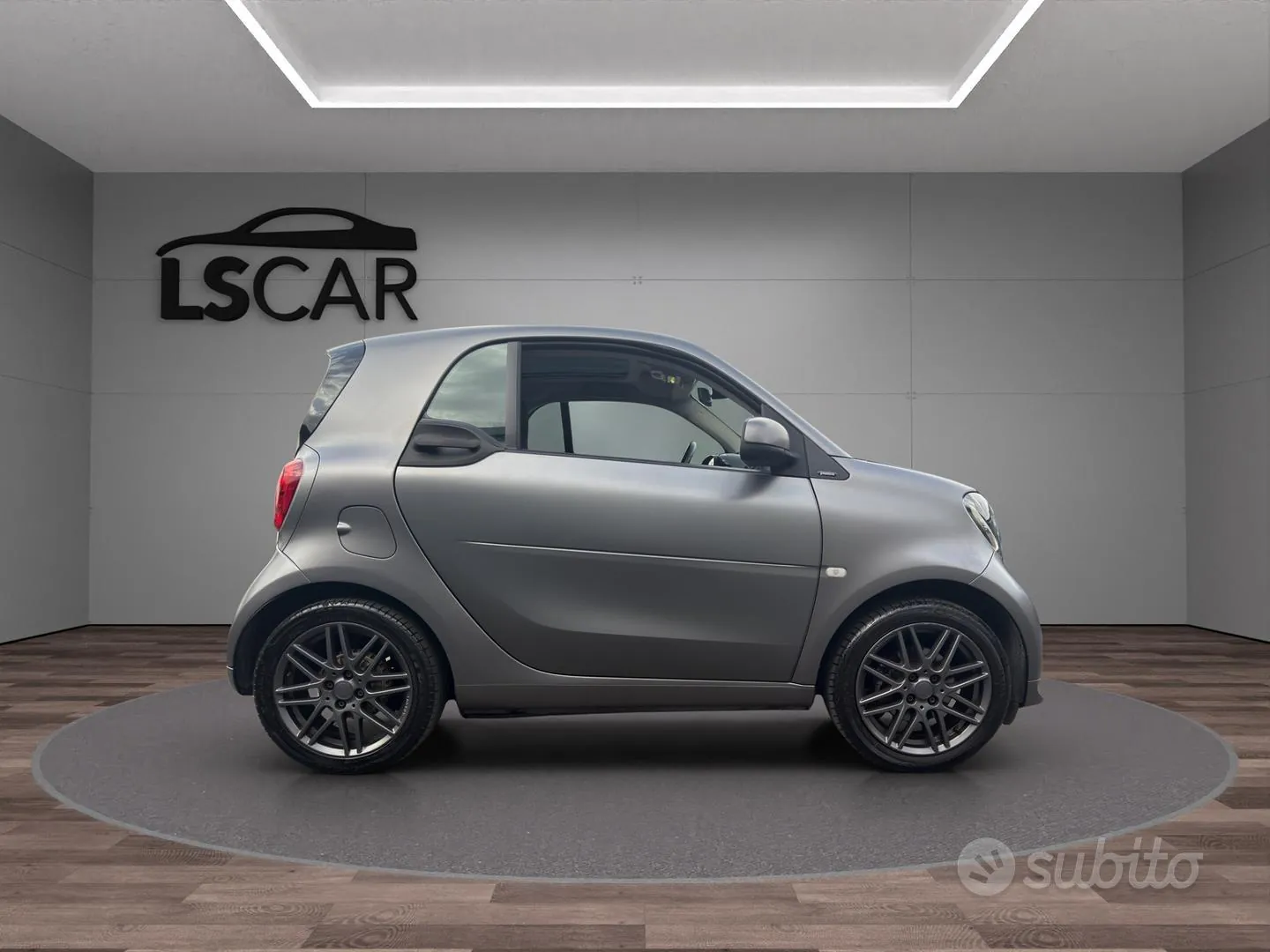 Smart Fortwo 2018 photo 2
