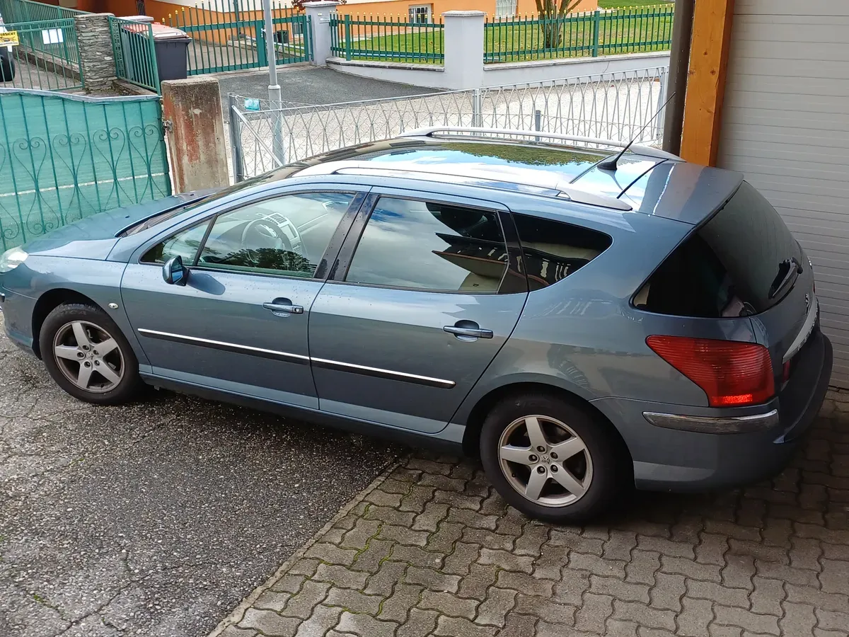 Peugeot 407