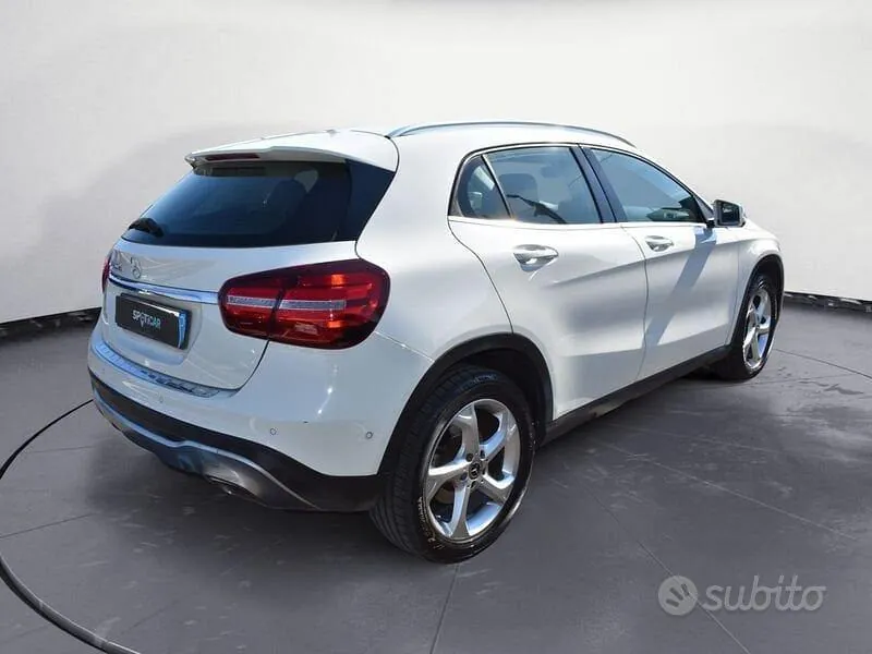 Mercedes-Benz Gla 2017 photo 4