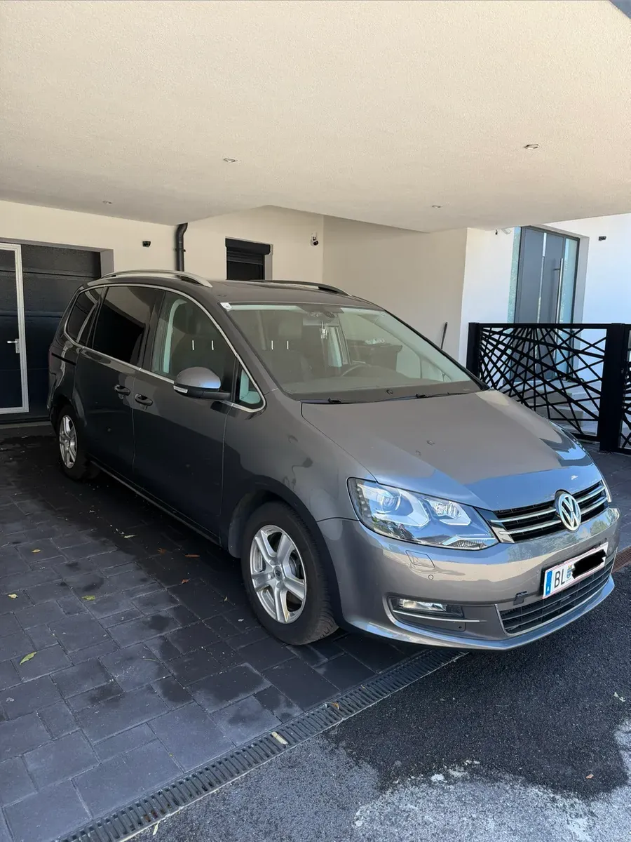 Volkswagen Sharan 2012 photo 3