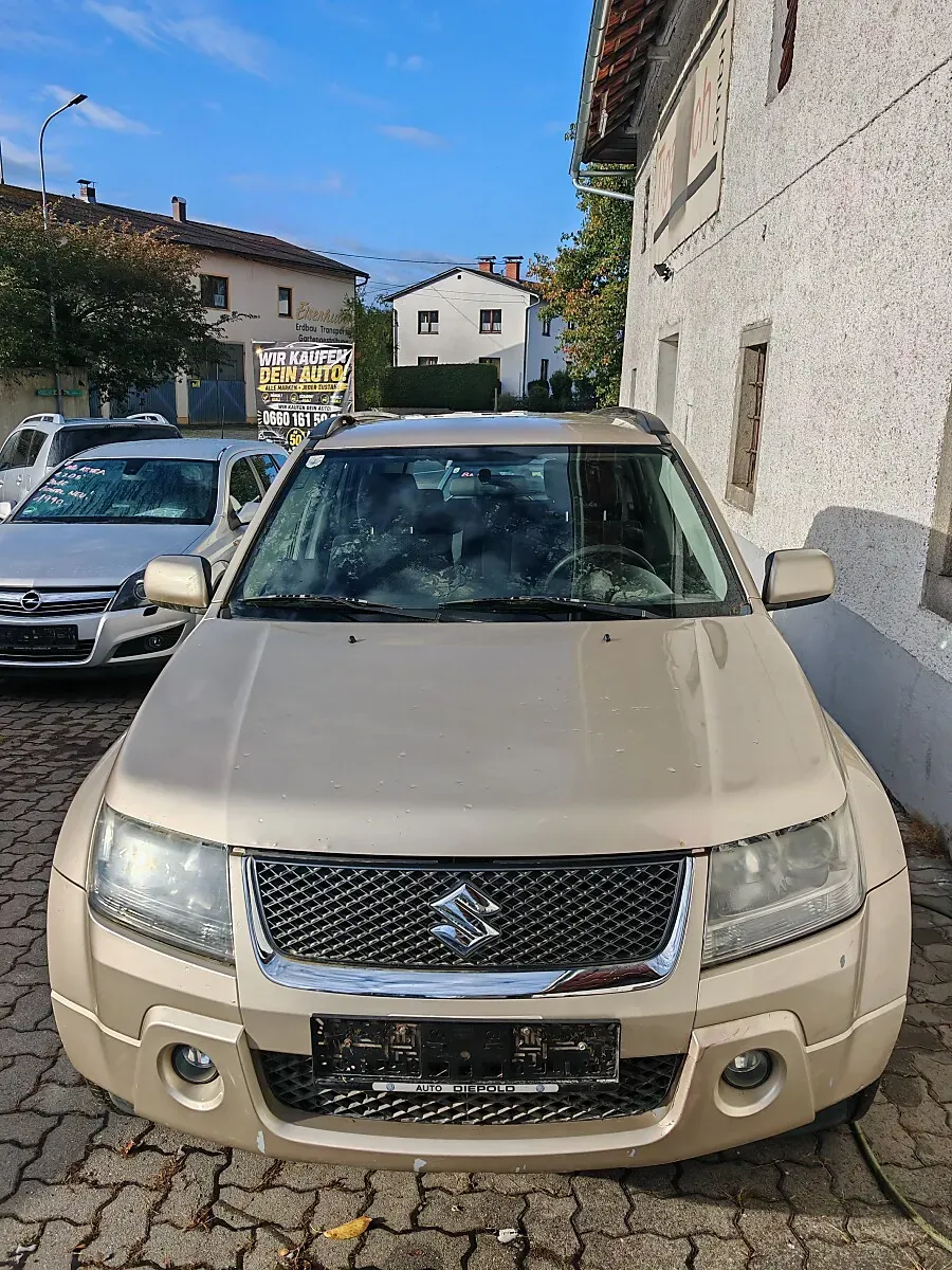 Suzuki Vitara 2006 photo 2