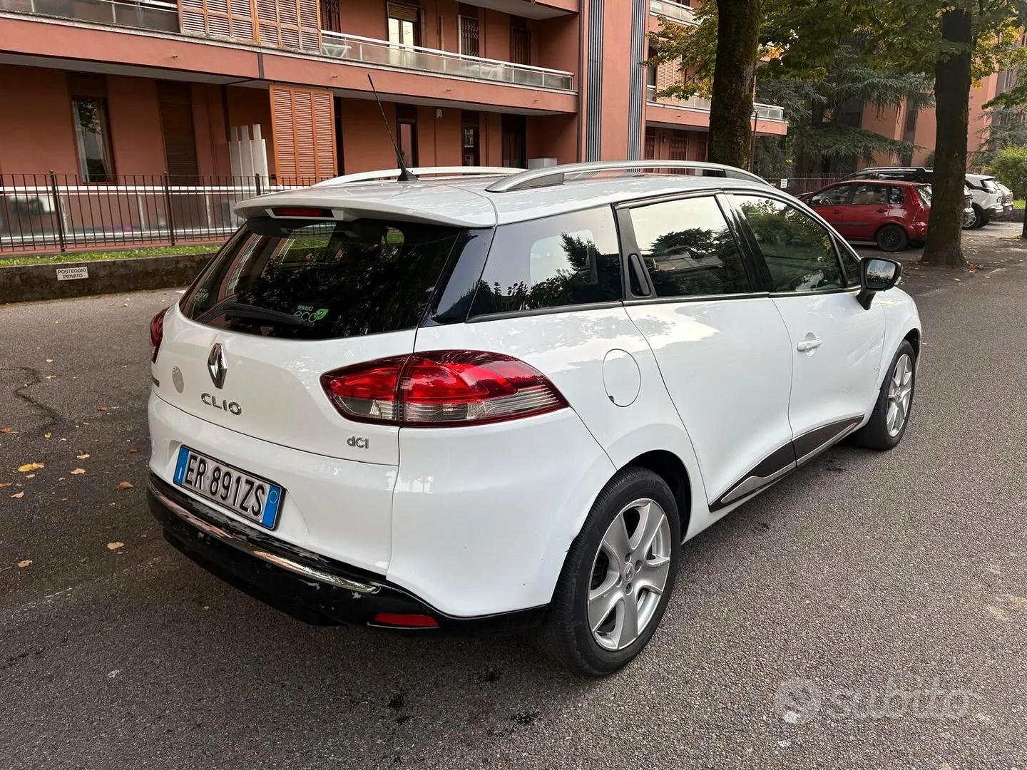 Renault Clio 2013 photo 2