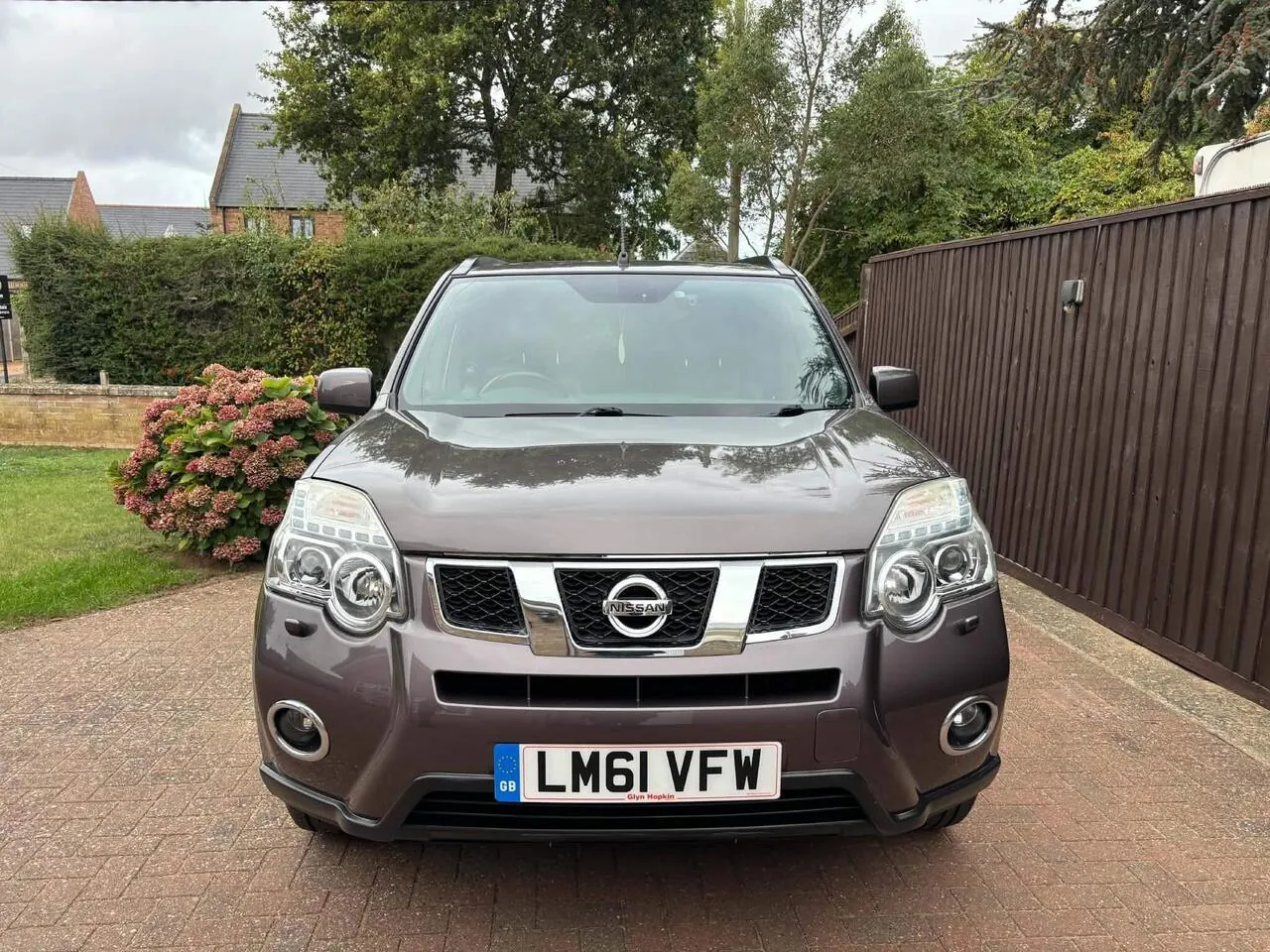 Nissan X-Trail 2011 photo 2