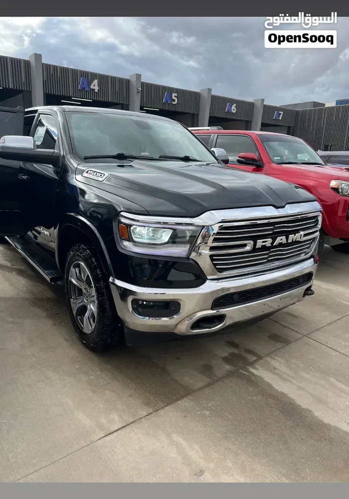 Dodge Ram Laramie 2019 photo 2