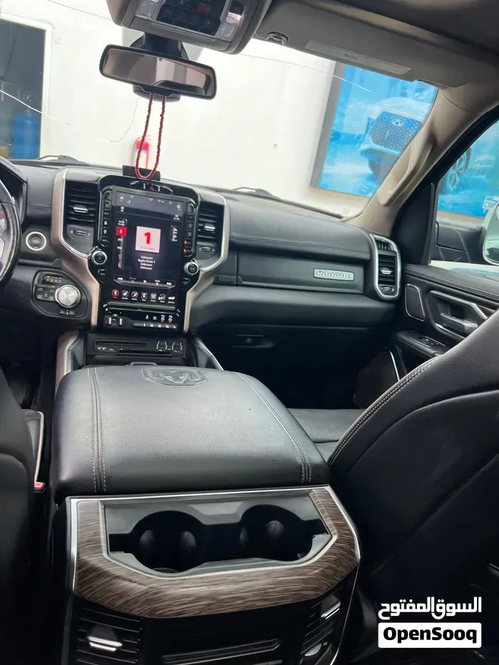 Dodge Ram Laramie 2019 photo 4