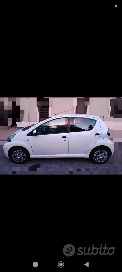 Toyota Aygo 2011 photo 2