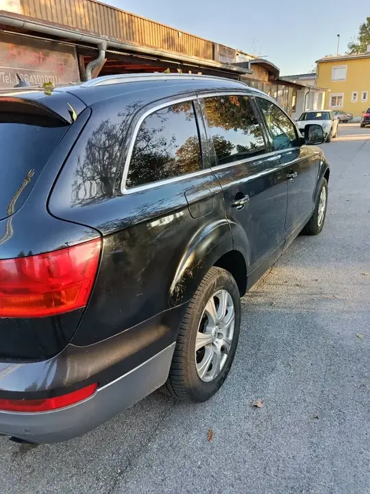 Audi Q7 2006 photo 2