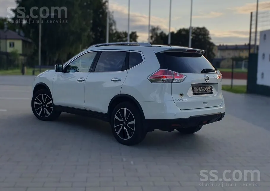 Nissan X-Trail 2016 photo 2