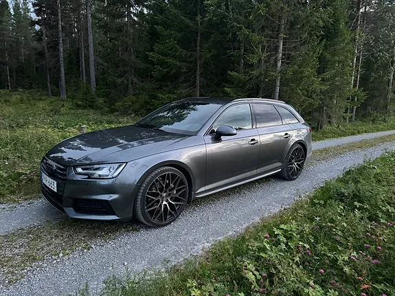 Audi A4 2018 photo 2