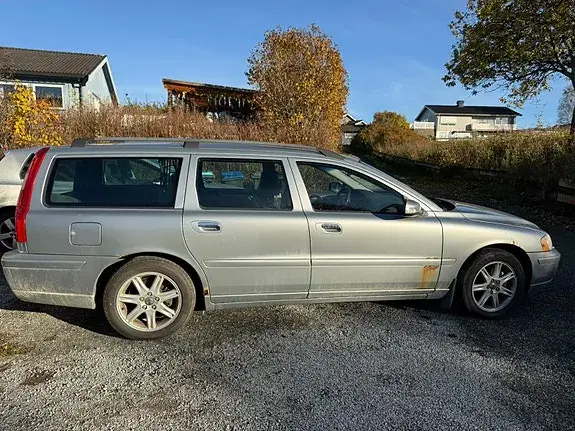 Volvo V70 2008 photo 2