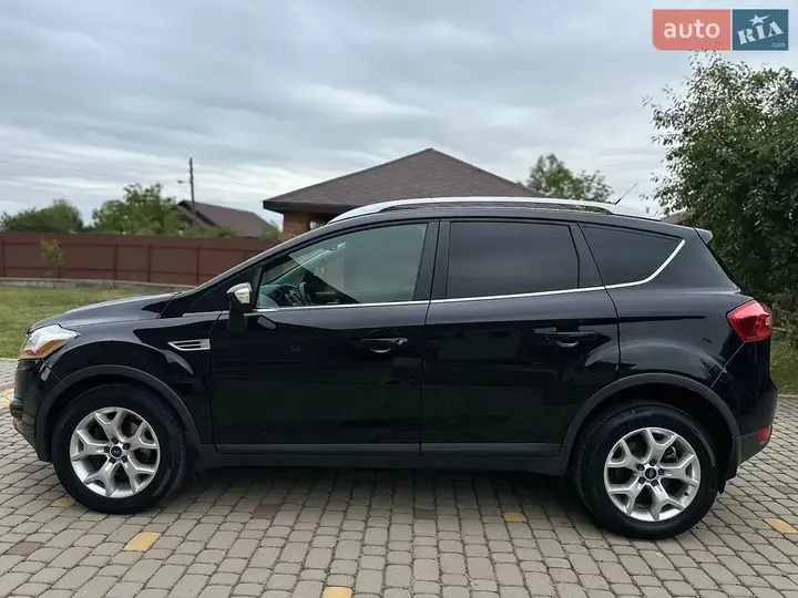 Ford Kuga 2011 photo 3