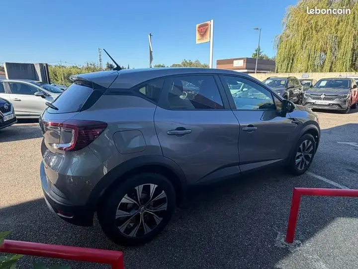 Renault Captur 2023 photo 5