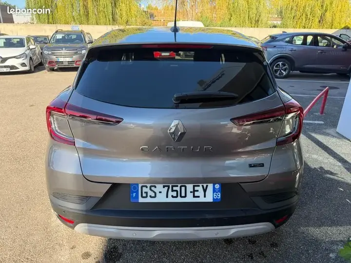Renault Captur 2023 photo 4