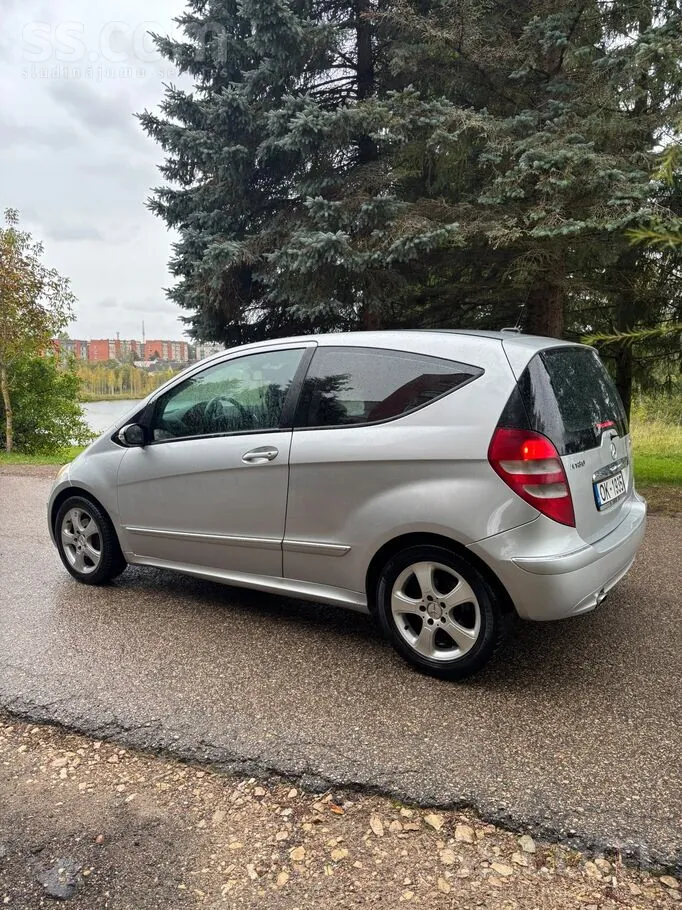 Mercedes-Benz A180 2007 photo 3