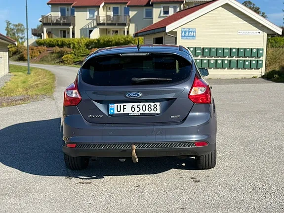 Ford Focus 2014 photo 5
