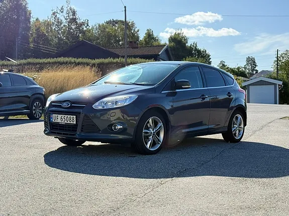 Ford Focus 2014 photo 2