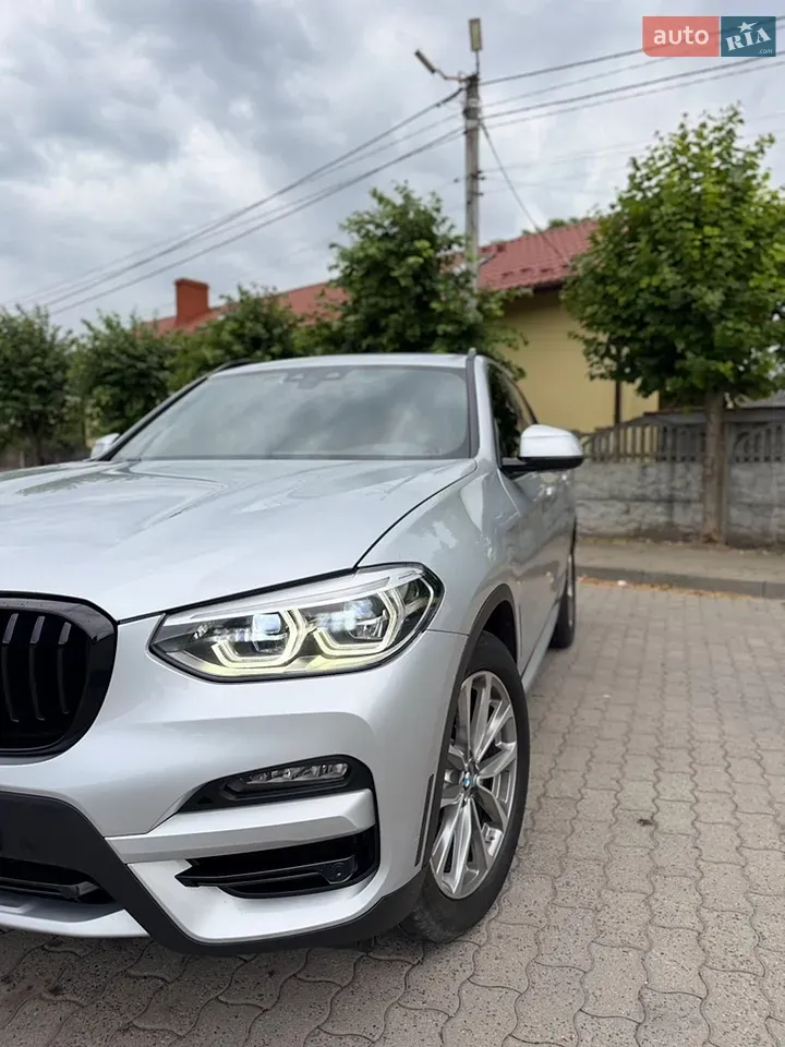 BMW X3 2021 photo 2