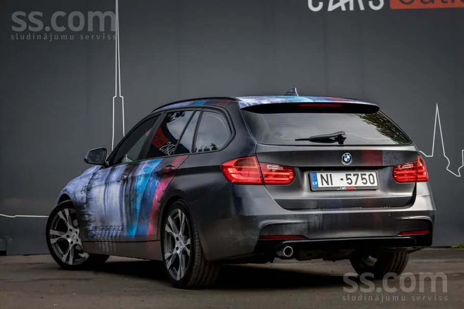 BMW 318 2013 photo 4