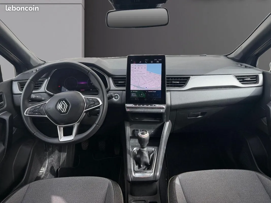 Renault Captur 2024 photo 2