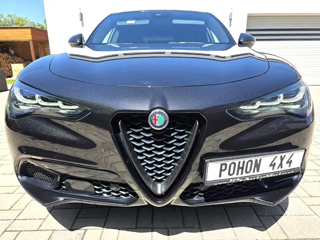Alfa Romeo Stelvio 2023 photo 4