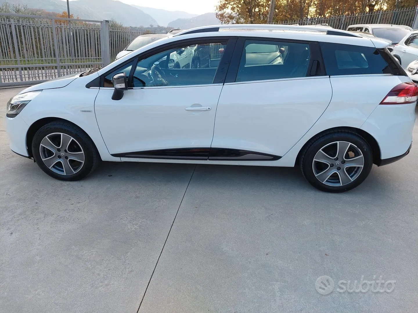 Renault Clio 2015 photo 4