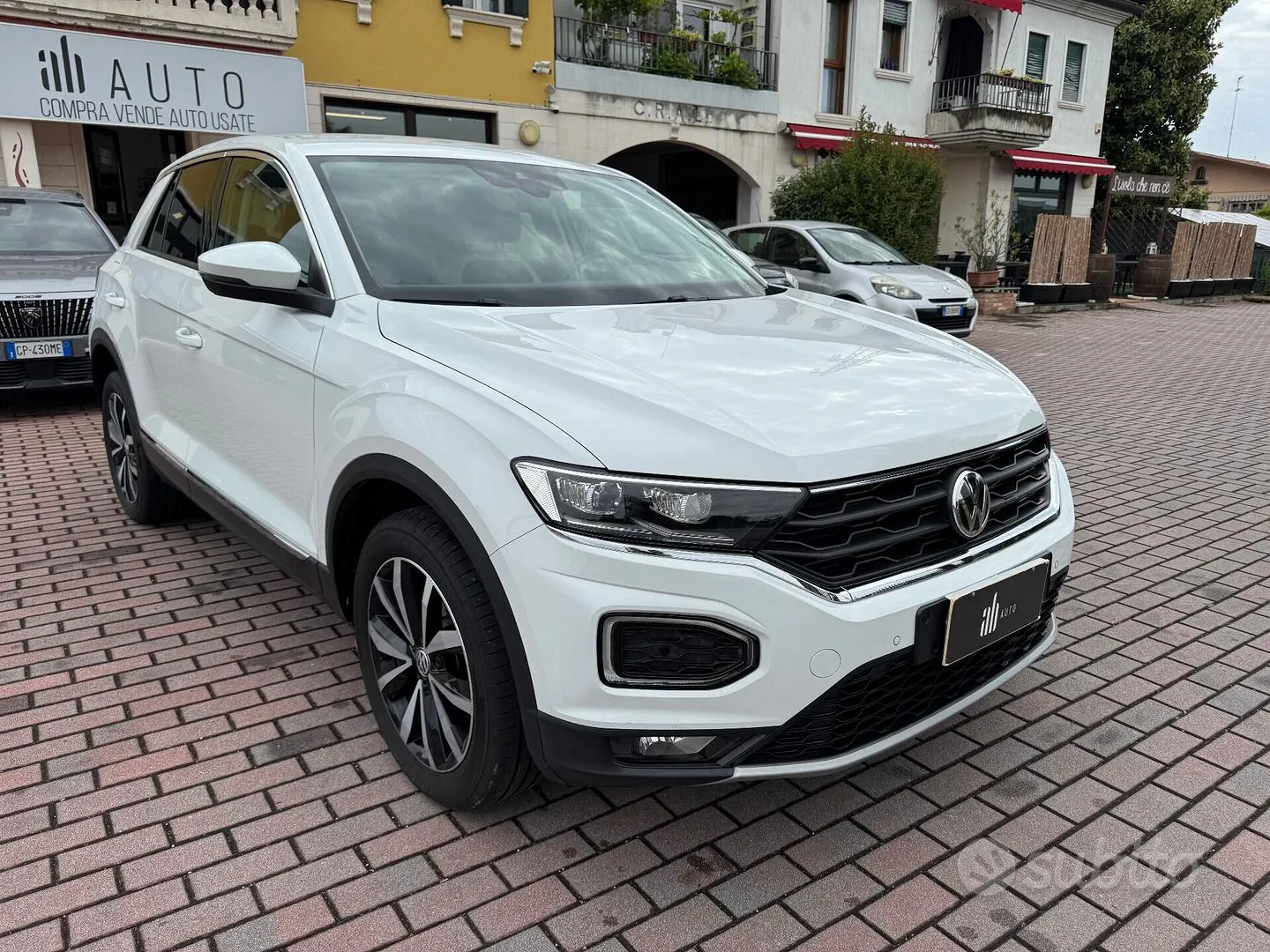 Volkswagen T-Roc 2019 photo 3