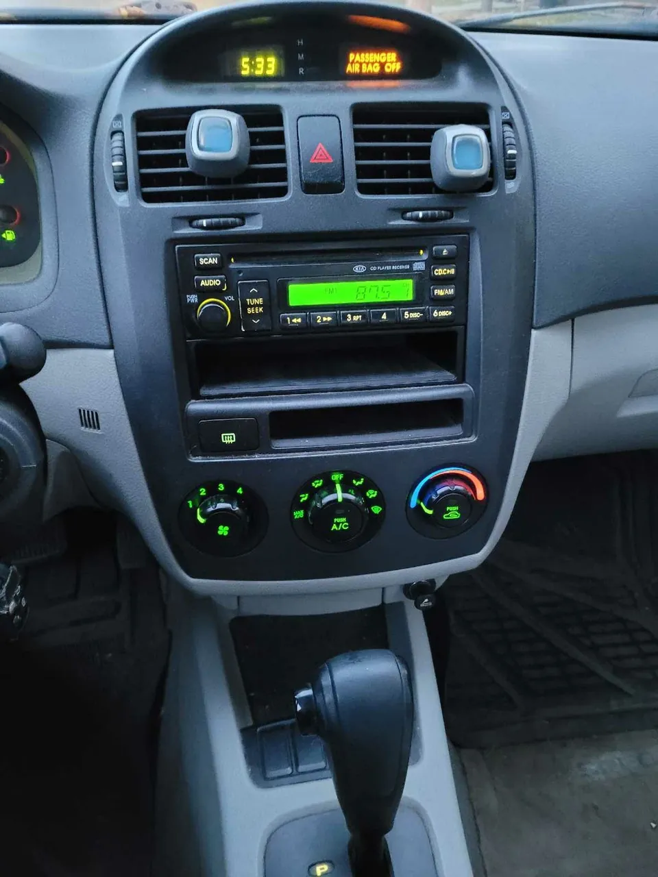Kia Spectra 2005 photo 4