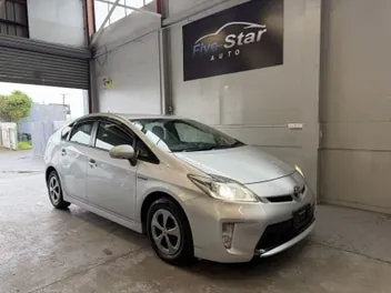 Toyota Prius 2012 photo 2