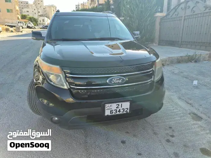 Ford Explorer 2011 photo 3
