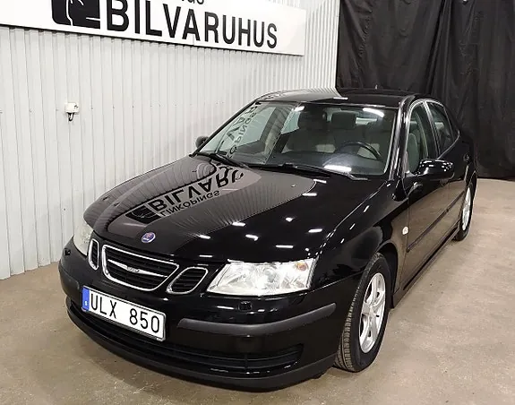 Saab 9-3 2004 photo 2