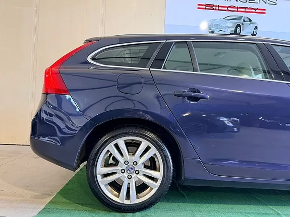 Volvo V60 2011 photo 3