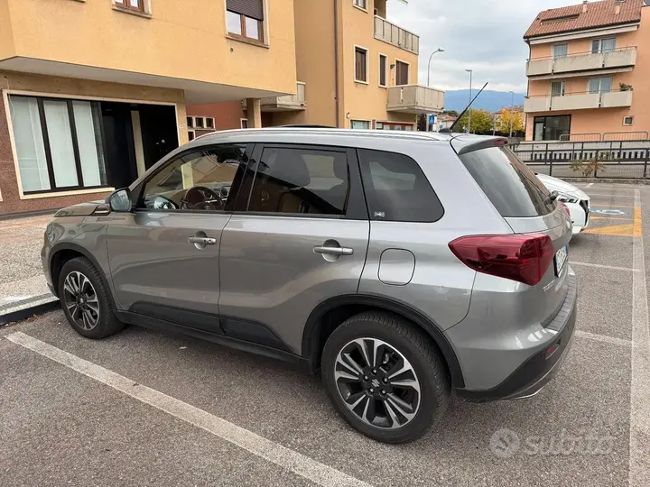 Suzuki Vitara 2022 photo 2