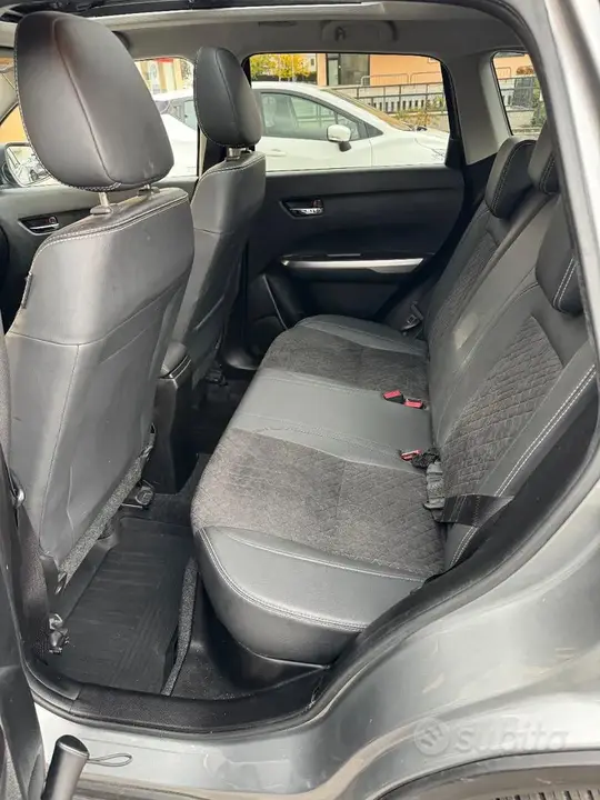 Suzuki Vitara 2022 photo 3