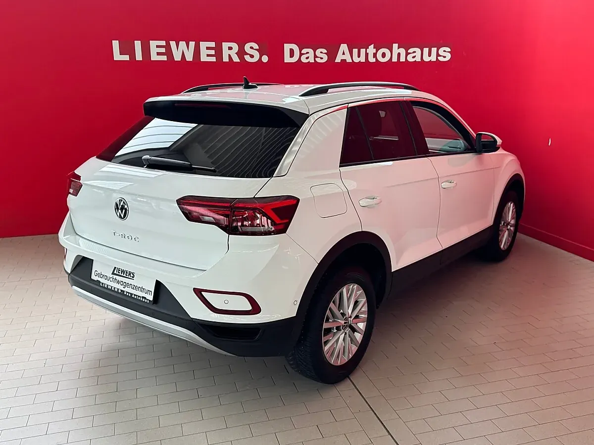 Volkswagen T-Roc 2023 photo 3