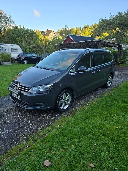 Volkswagen Sharan 2015 photo 2