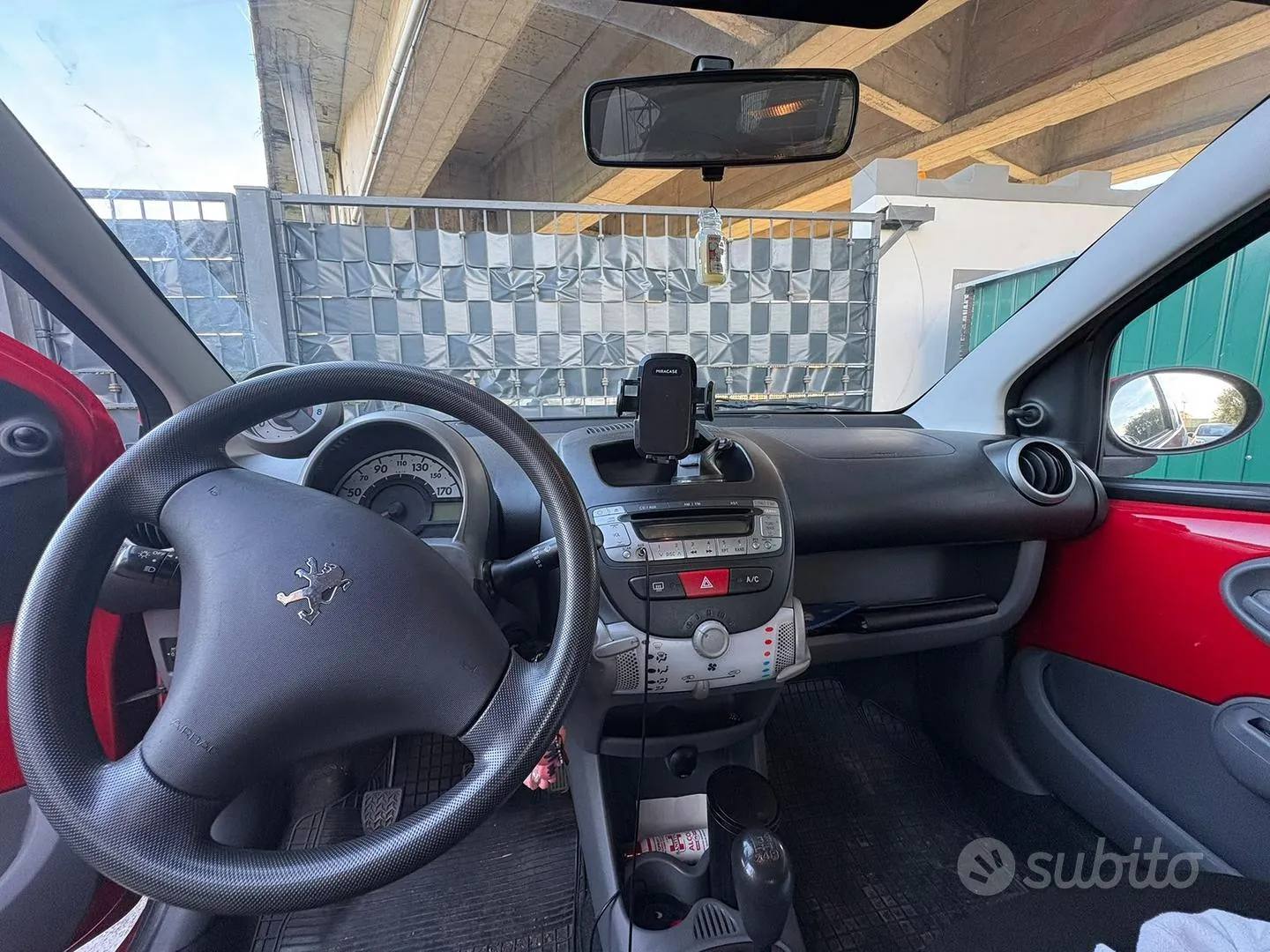 Peugeot 107 2010 photo 5