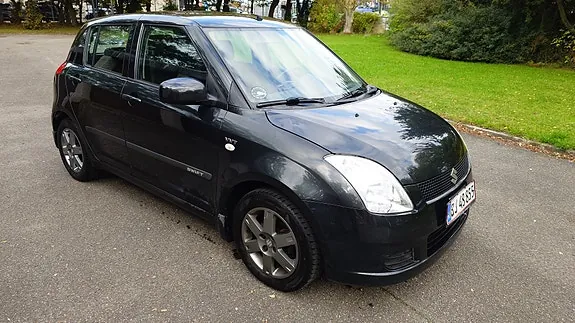 Suzuki Swift 2005 photo 2