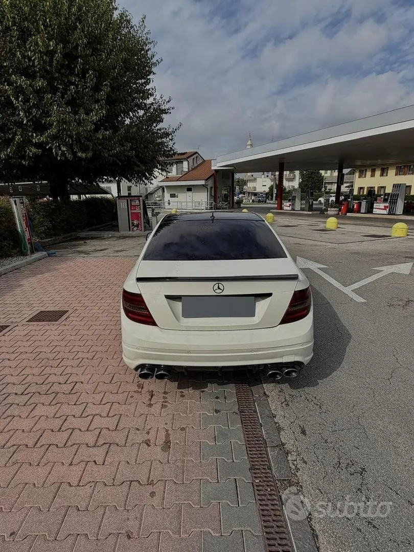 Mercedes-Benz Class C 2008 photo 3