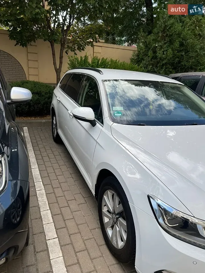 Volkswagen Passat 2015 photo 2