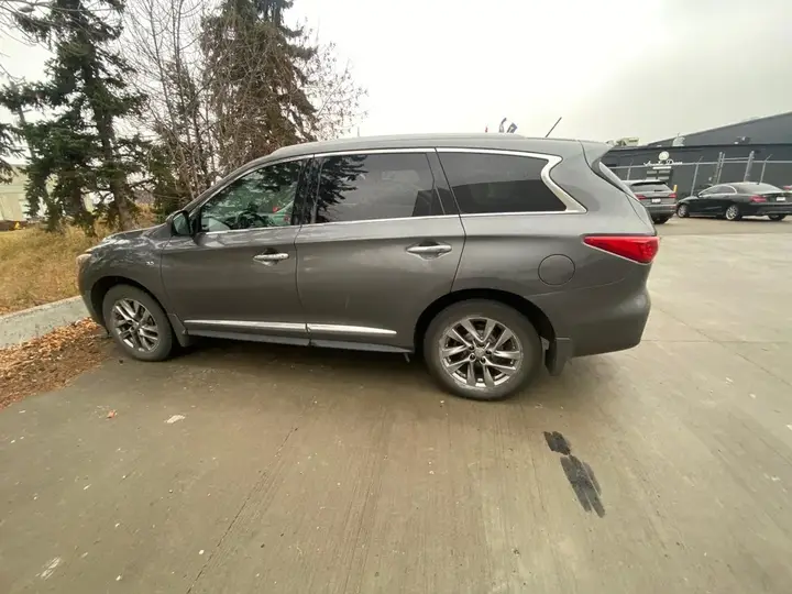 Infiniti Qx60 2015 photo 2