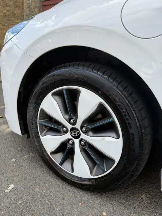 Hyundai Ioniq 2018 photo 2