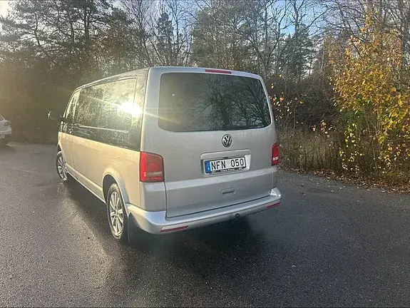 Volkswagen Multivan 2013 photo 4