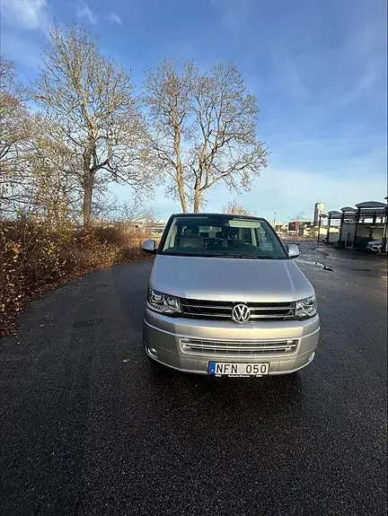 Volkswagen Multivan 2013 photo 2